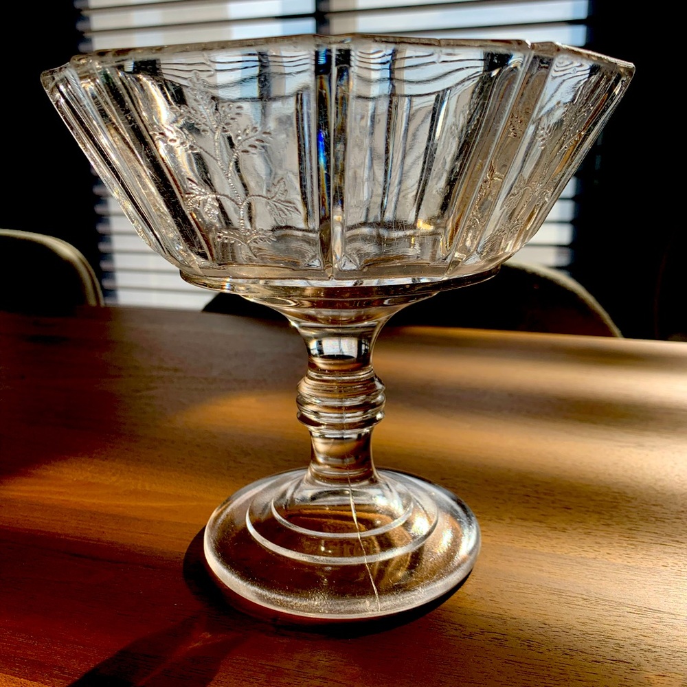 Antique 1885 American Bryce Higbee EAPG pattern glass ‘Sprig’. Pedestal bowl.